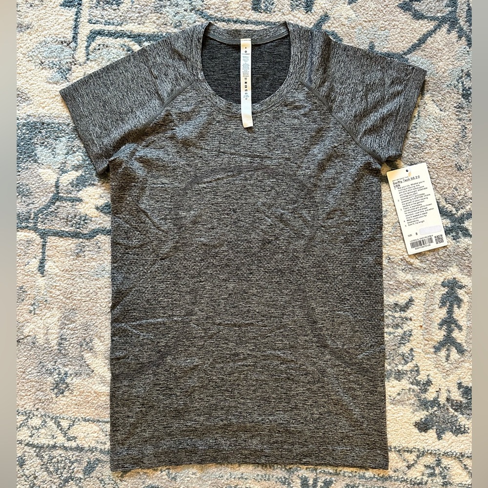 Swiftly Short Sleeve Vancouver